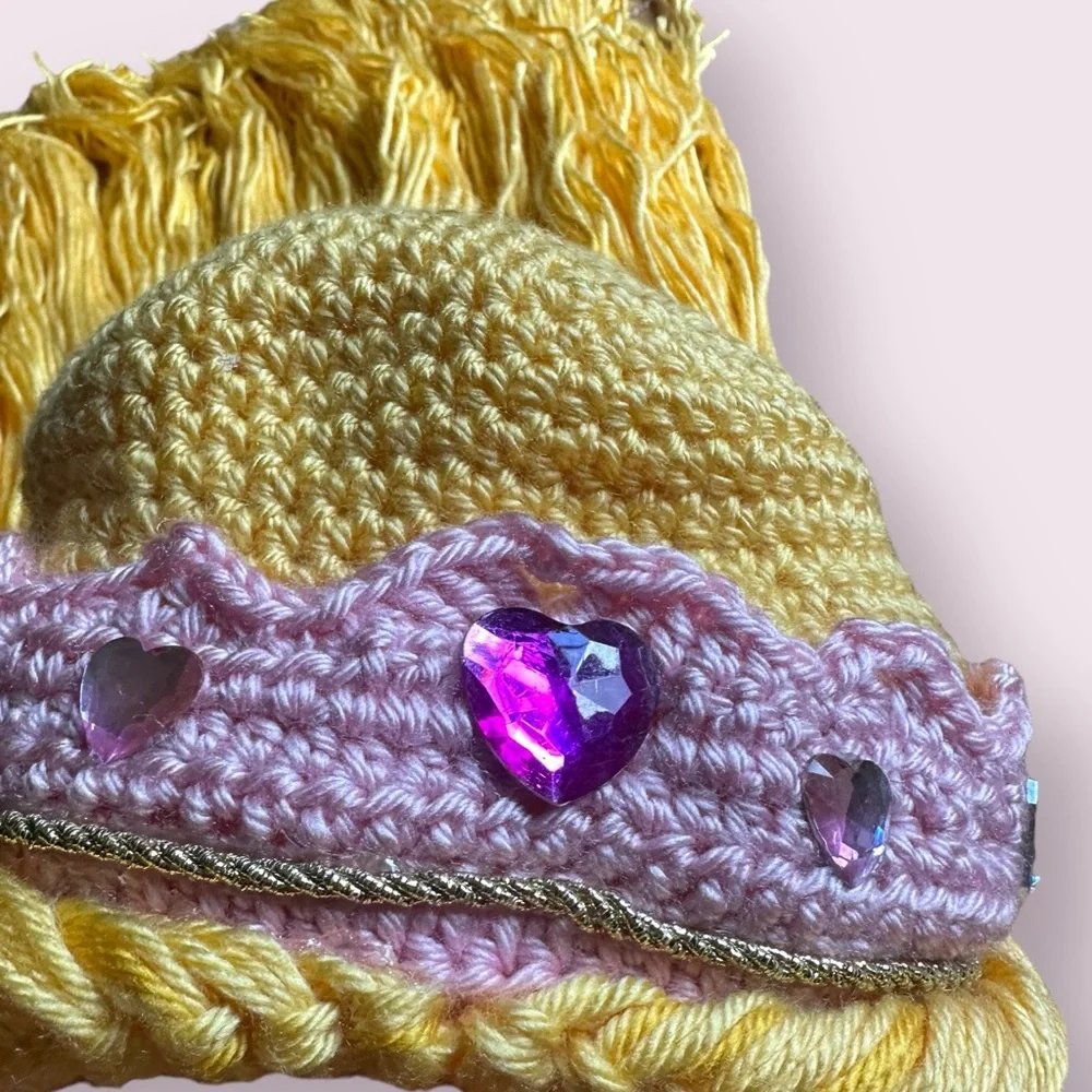 Kids Hand Made Crocheted Yarn Sleeping Beauty Blonde Wig Dress Up Costume - Picture 4 of 12